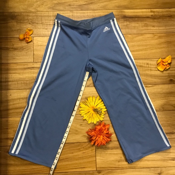 Adidas Capris Pants - Picture 4 of 12